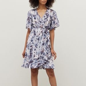 NWT ABSTRACT FLORAL WRAP DRESS